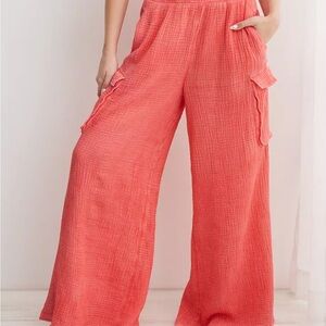 Aerie pool-to-party cargo pants pink size medium